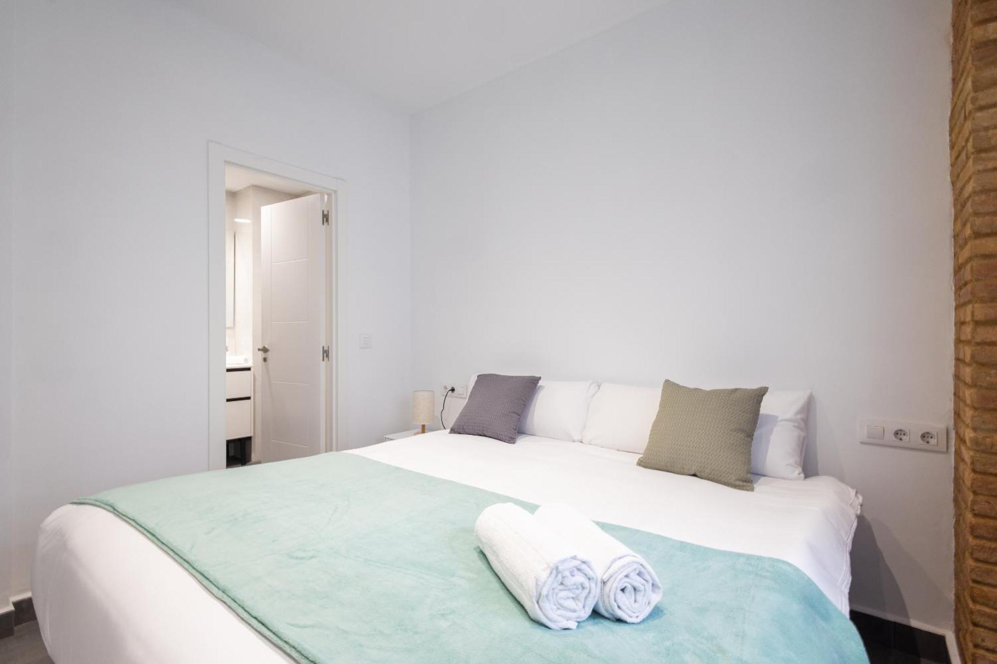 Florit Flats - The Patraix Apartments Valence Extérieur photo